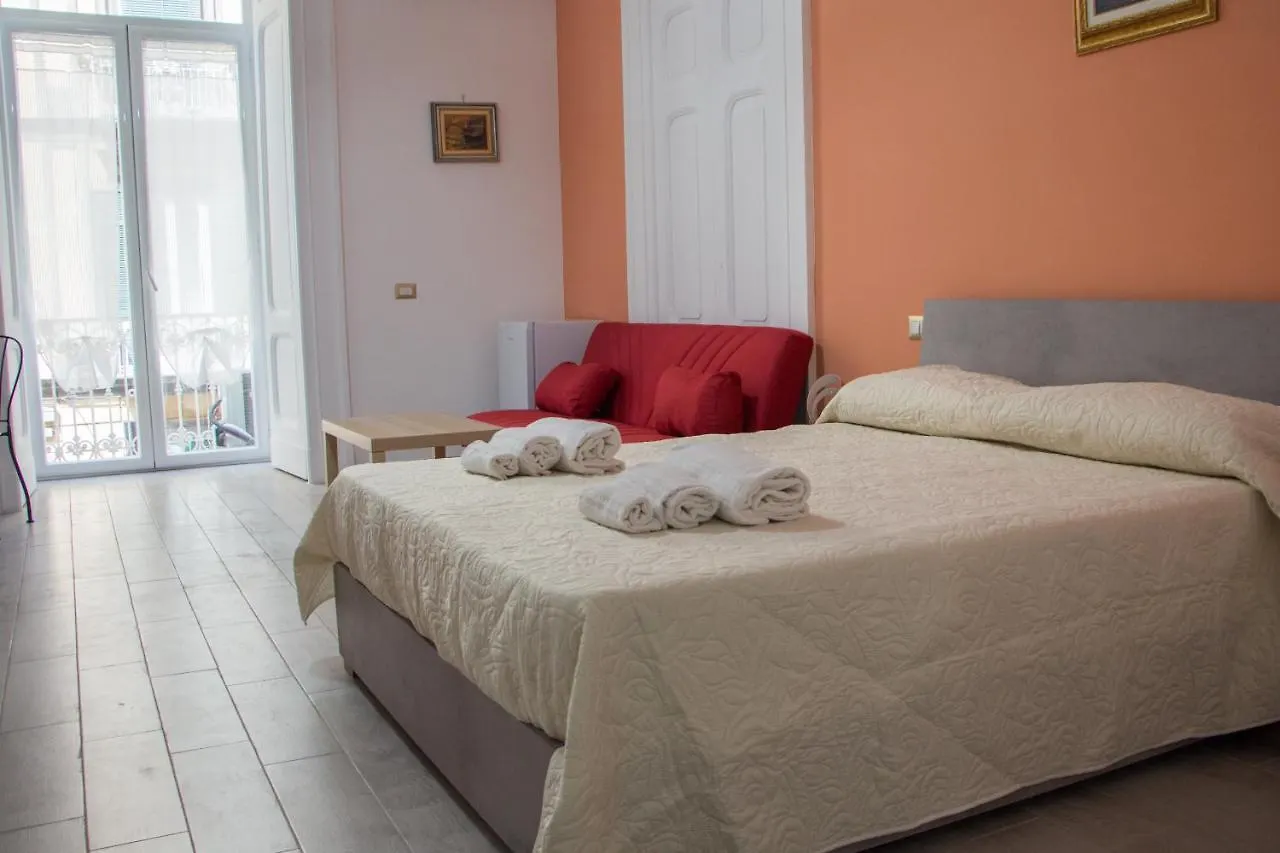 Bed & Breakfast Donna Laura Suite Naples Italy